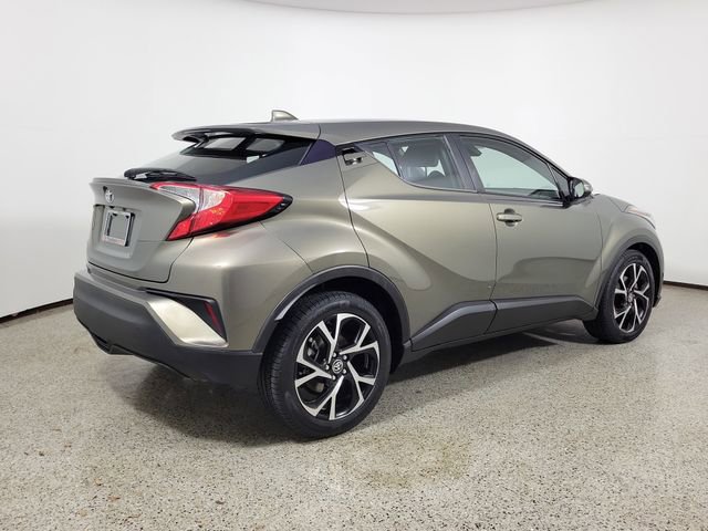 Used 2021 Toyota C-HR XLE FWD image 5
