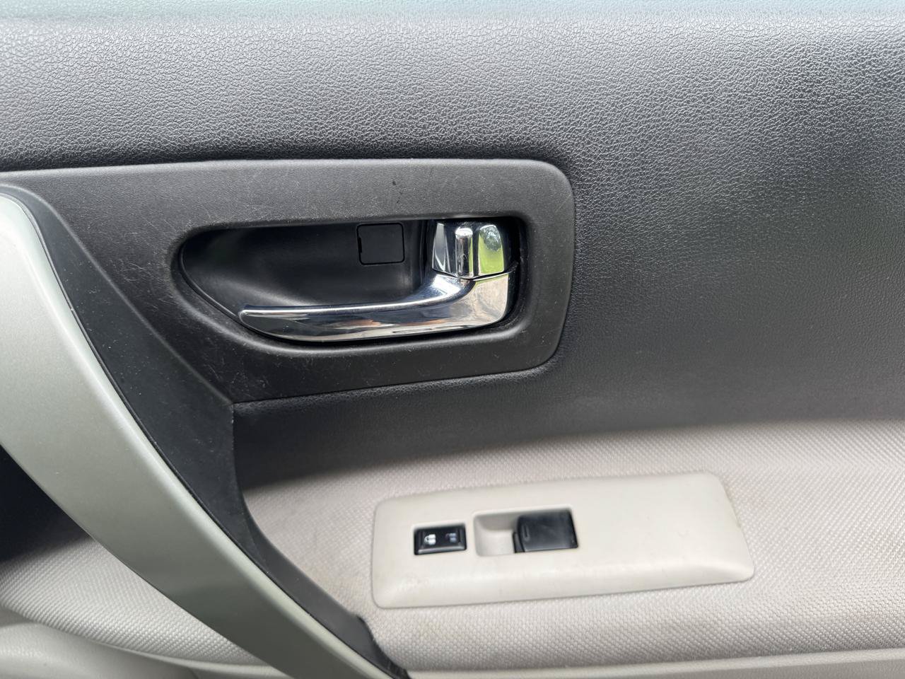 Used 2015 Nissan Rogue S w/ Convenience Package FWD image 33