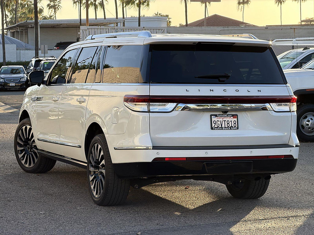Used 2023 Lincoln Navigator L Black Label AWD/4WD image 7