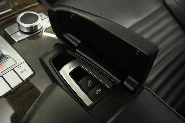 Used 2014 Mercedes-Benz SL 550 image 68