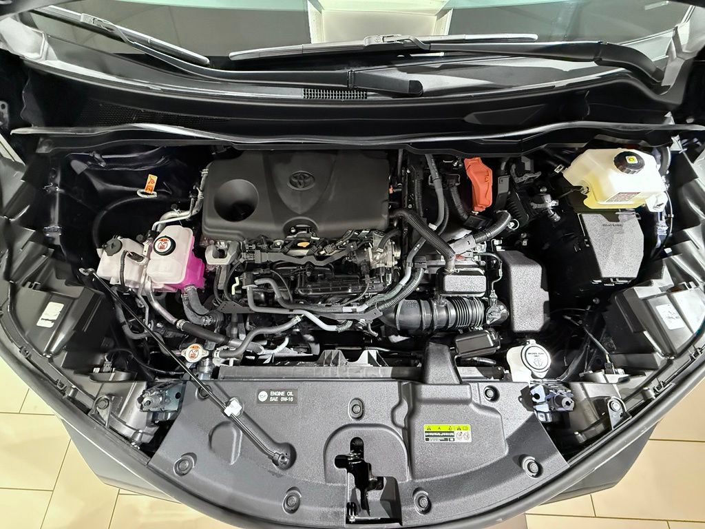 Certified 2025 Toyota Sienna XLE w/ XLE Plus Package AWD/4WD image 10