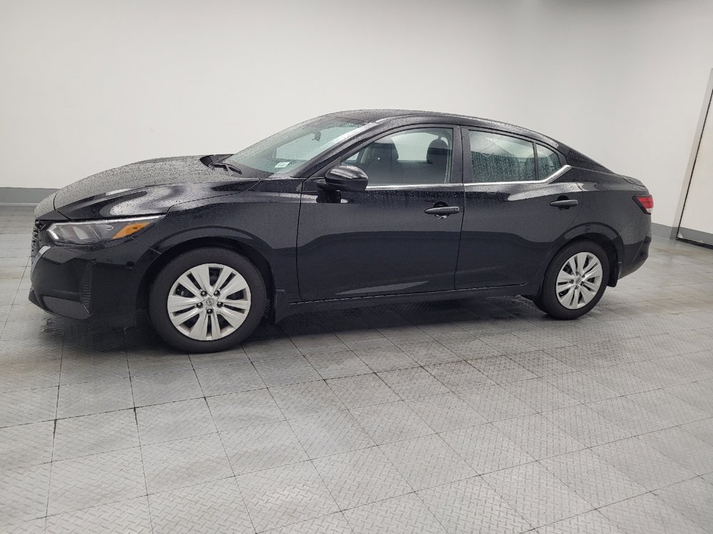 Used 2025 Nissan Sentra S FWD image 2