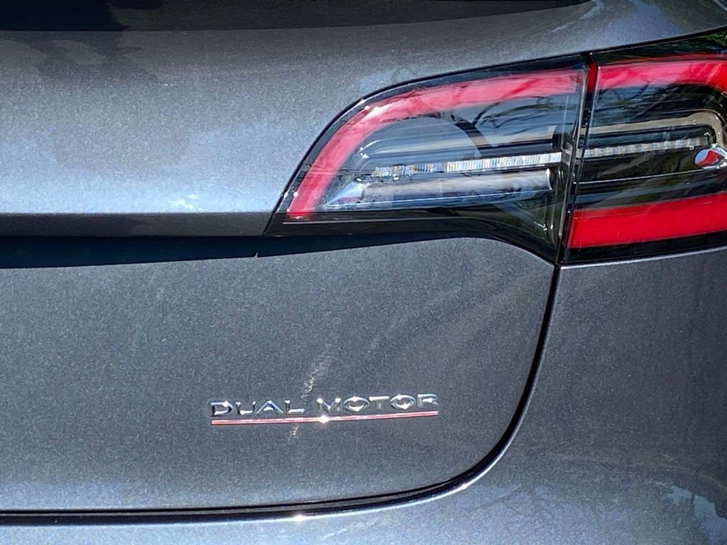 Used 2019 Tesla Model 3 Long Range image 16