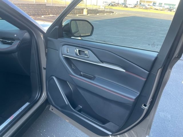New 2026 Ford Explorer ST-Line w/ ST-Line Street Pack image 52