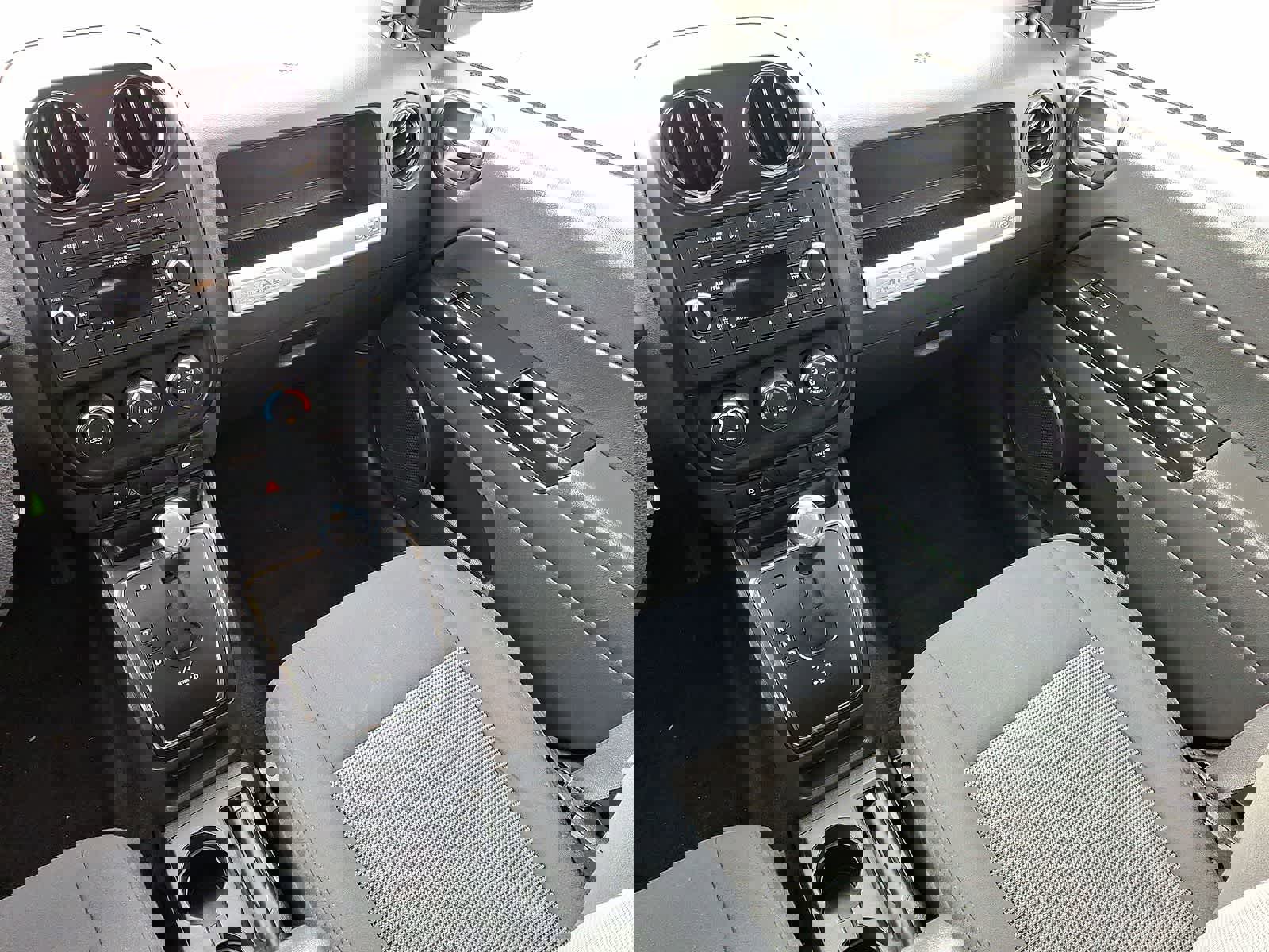 Used 2016 Jeep Compass Sport w/ Power Value Group image 12