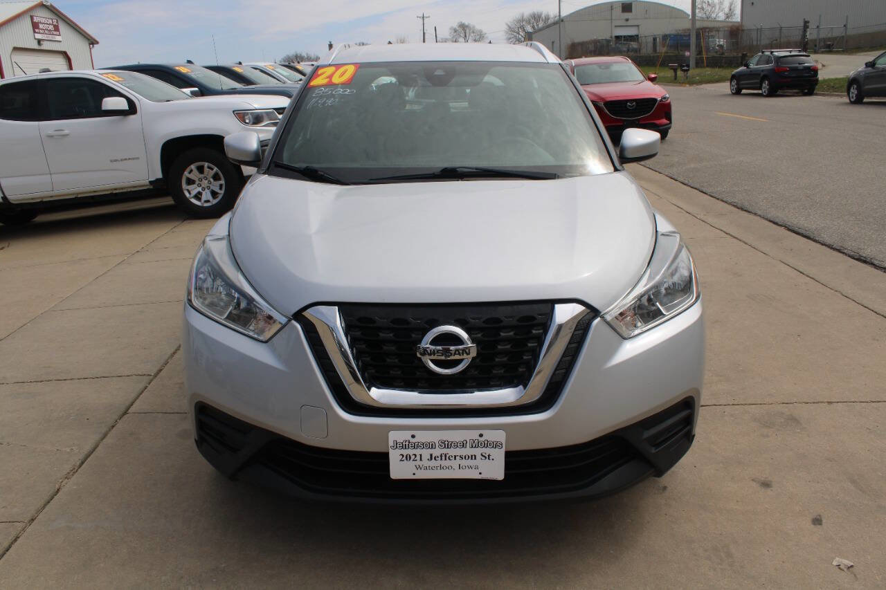 Used 2020 Nissan Kicks SV image 2