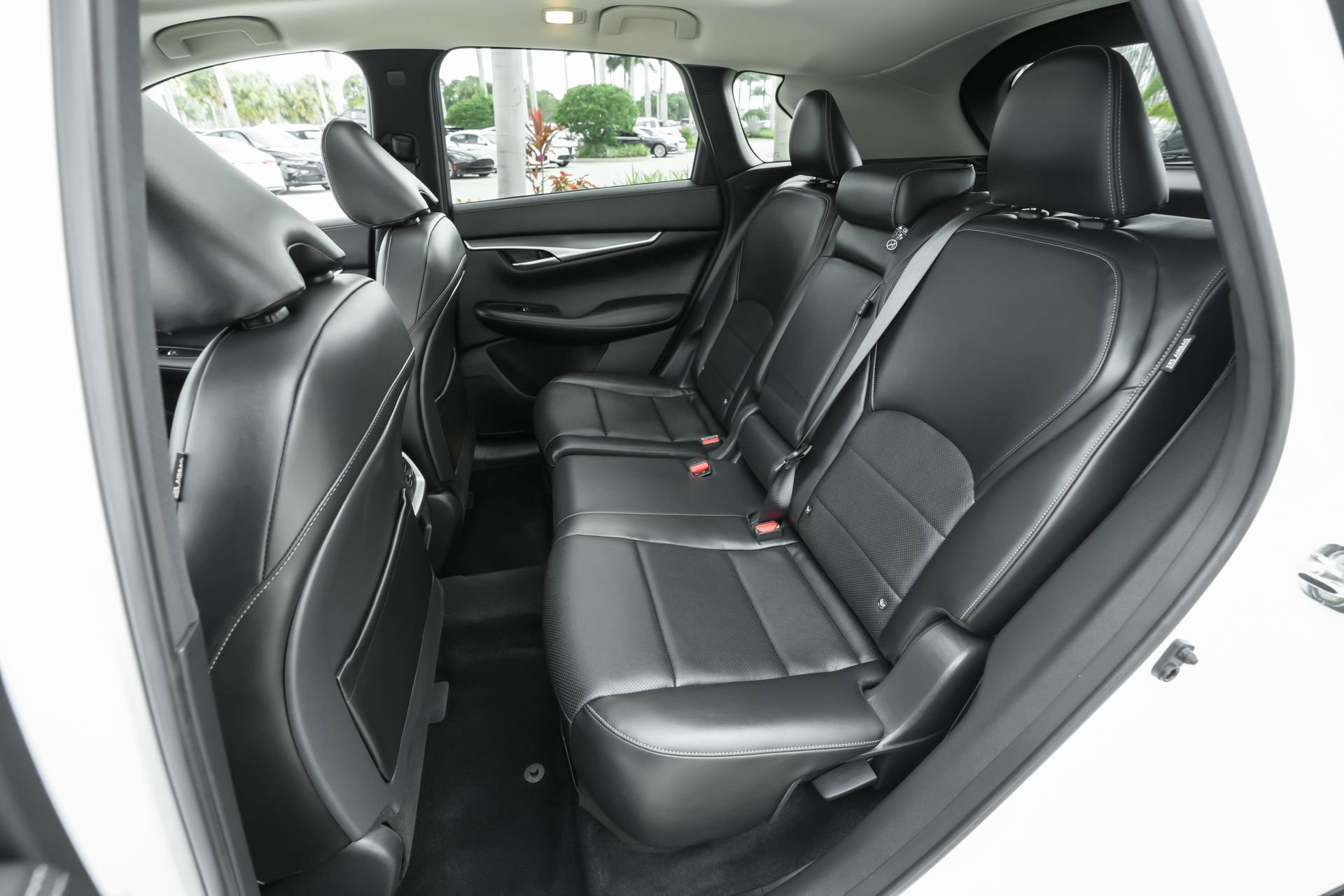 Used 2025 INFINITI QX50 Luxe image 31