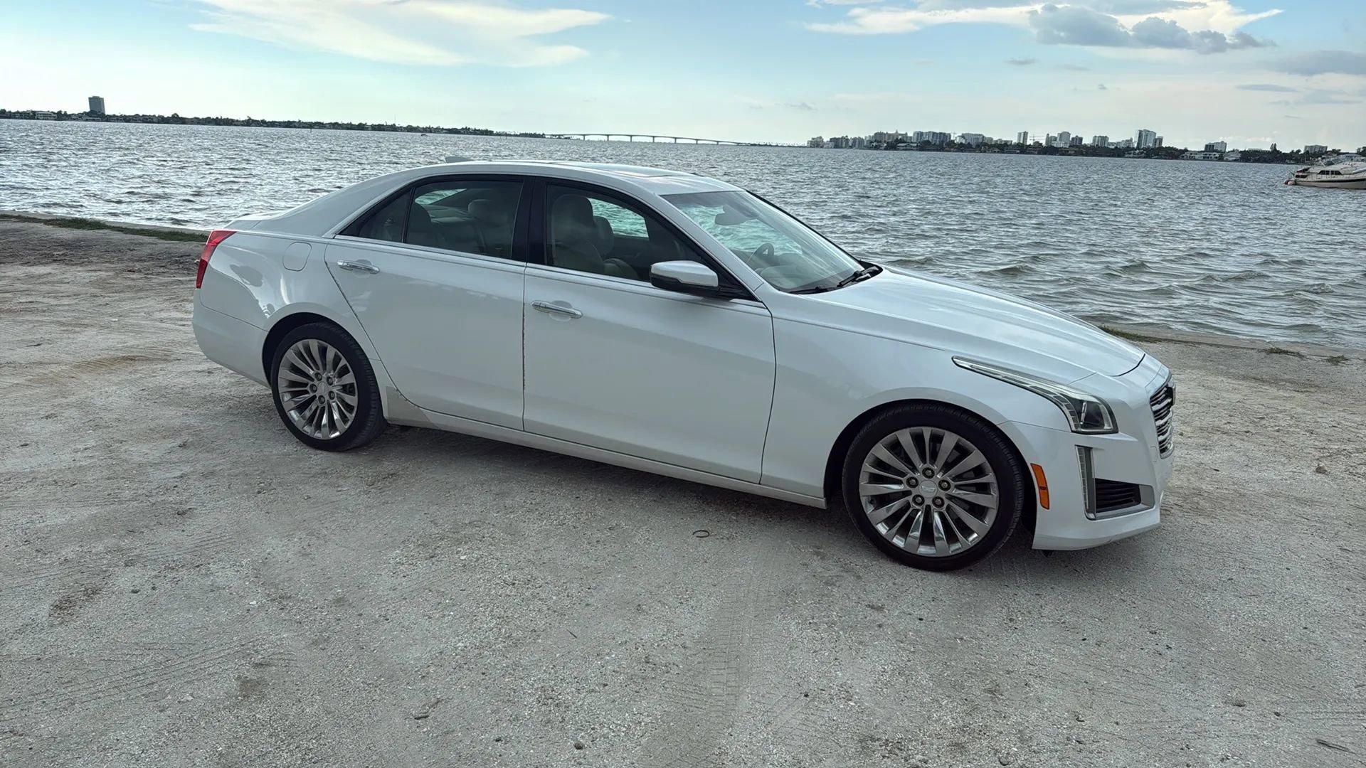 Used 2016 Cadillac CTS Luxury image 9