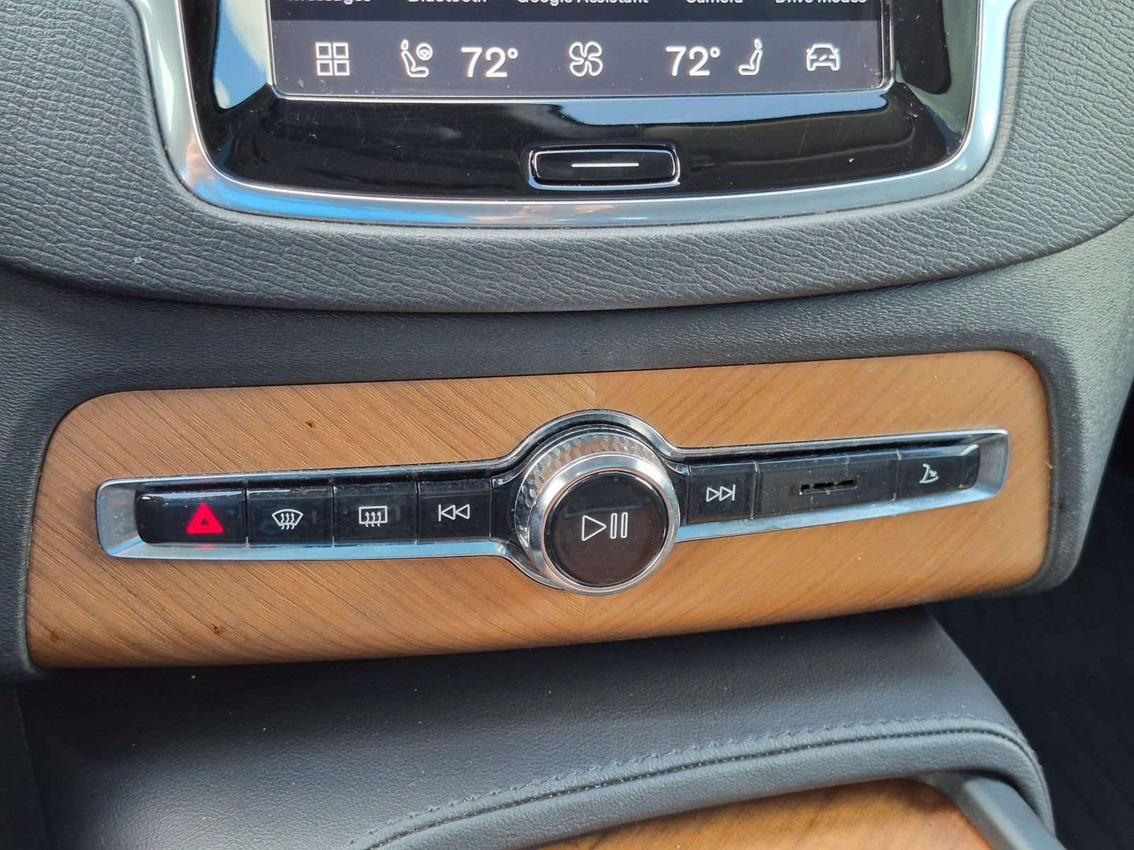 Used 2023 Volvo XC90 T8 Plus w/ Protection Package AWD/4WD image 24
