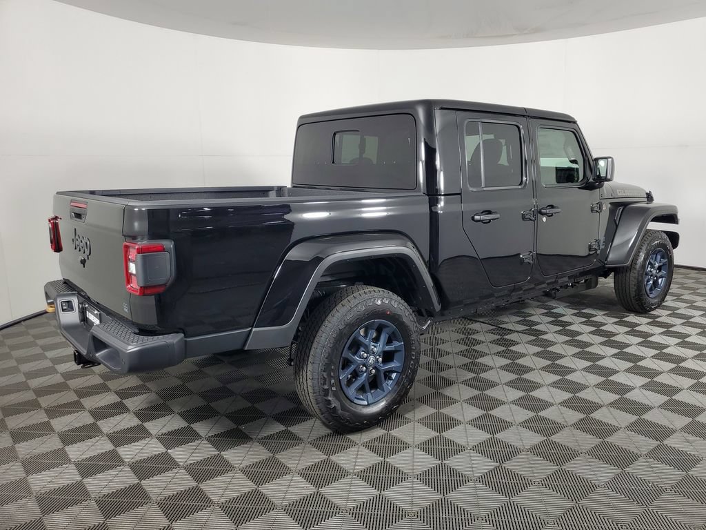 New 2026 Jeep Gladiator Sport AWD/4WD image 4