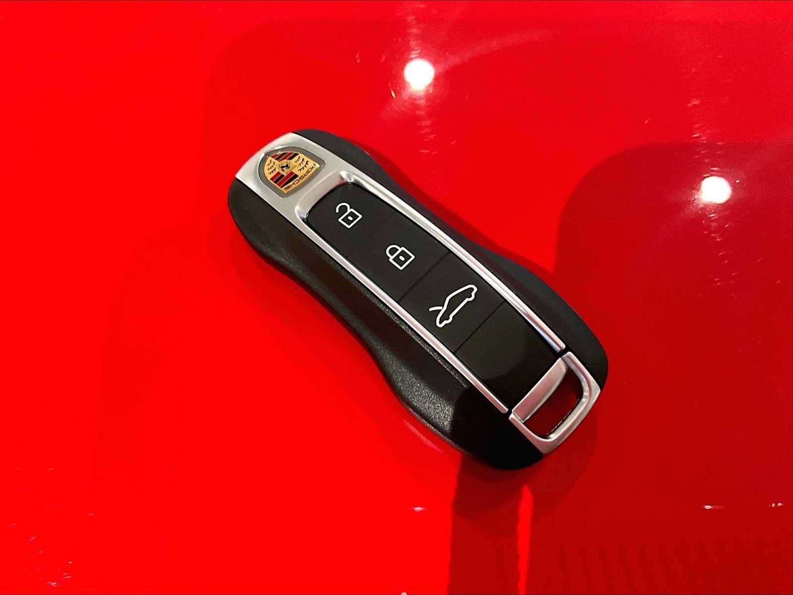 Used 2025 Porsche 911 Carrera T image 35