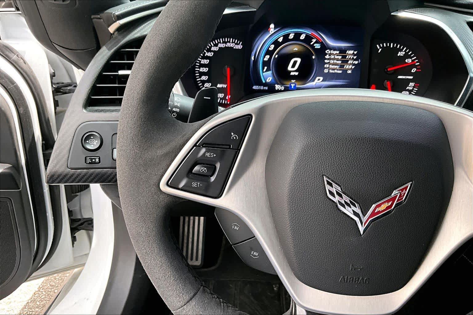 Used 2015 Chevrolet Corvette Z06 w/ 2LZ Preferred Equipment Group RWD image 20