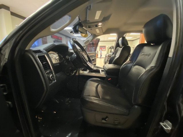 Used 2014 RAM 1500 Laramie w/ Convenience Group RWD image 18