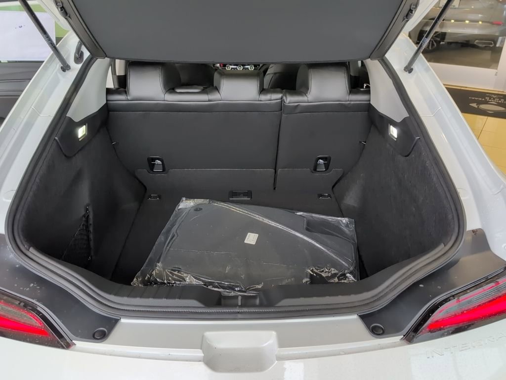 New 2026 Acura Integra image 12