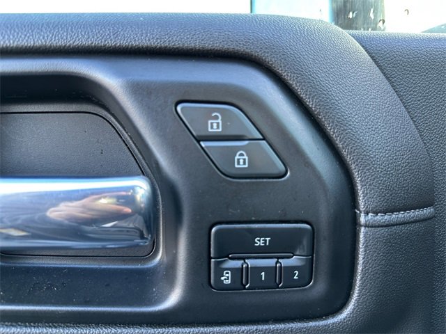 Used 2022 Chevrolet Silverado 2500 LTZ w/ LTZ Plus Package image 17