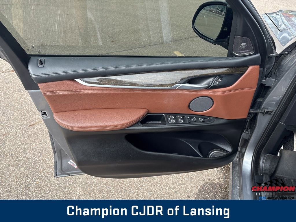 Used 2018 BMW X5 xDrive50i image 19