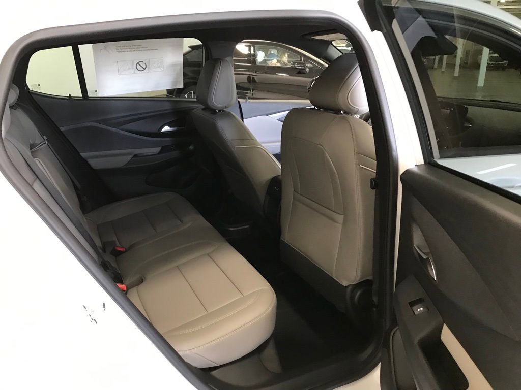 Used 2026 Buick Envista Avenir image 11
