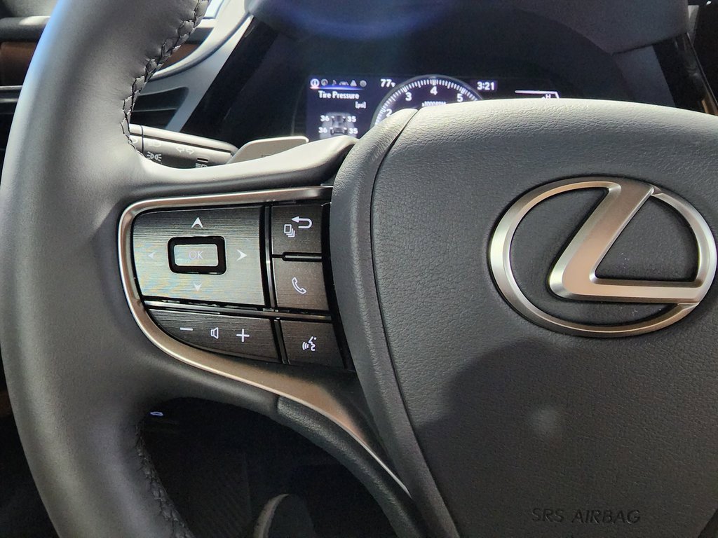 New 2025 Lexus ES 350 w/ Premium Package image 16