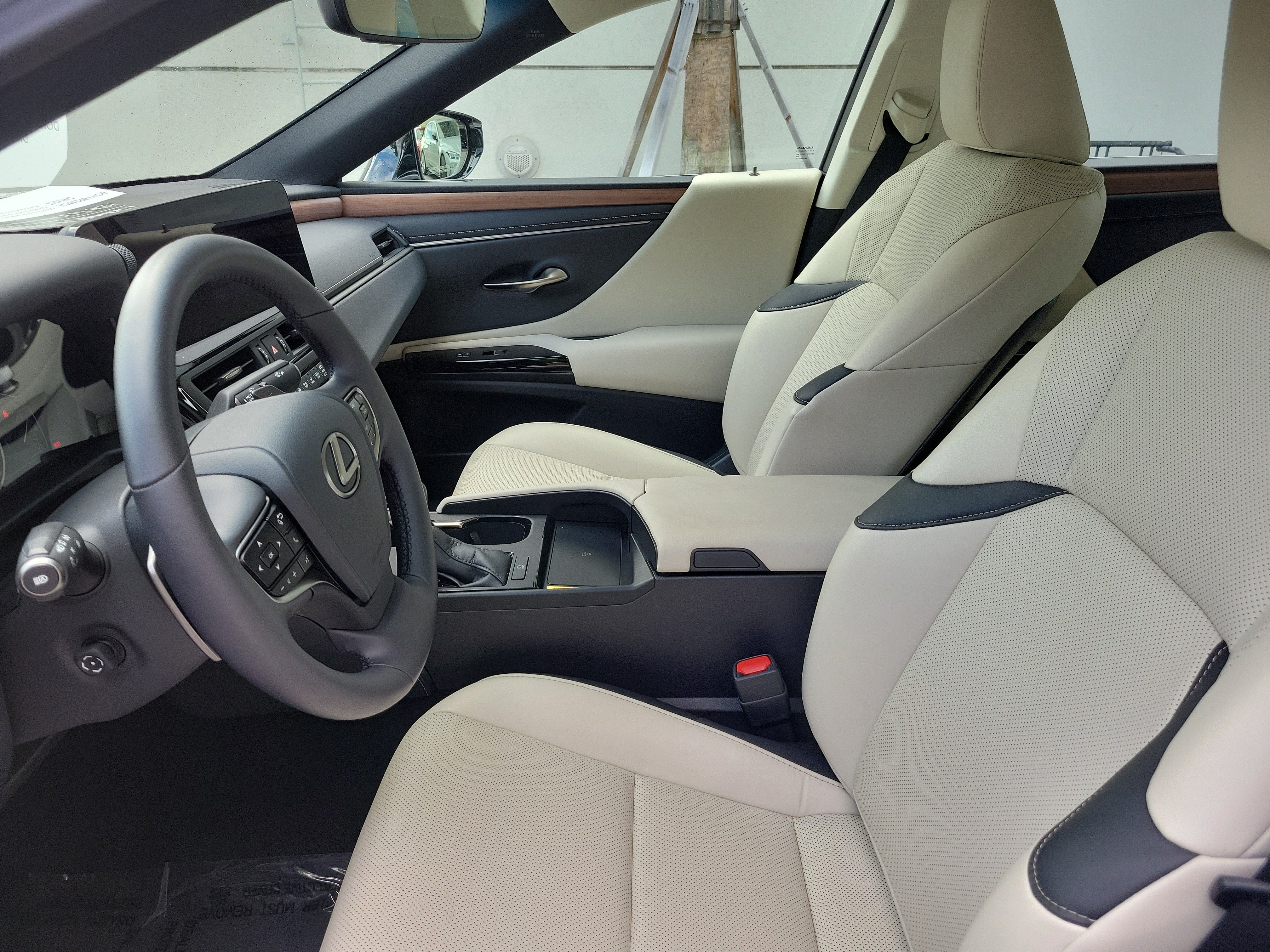 Used 2025 Lexus ES 350 w/ Premium Package FWD image 20