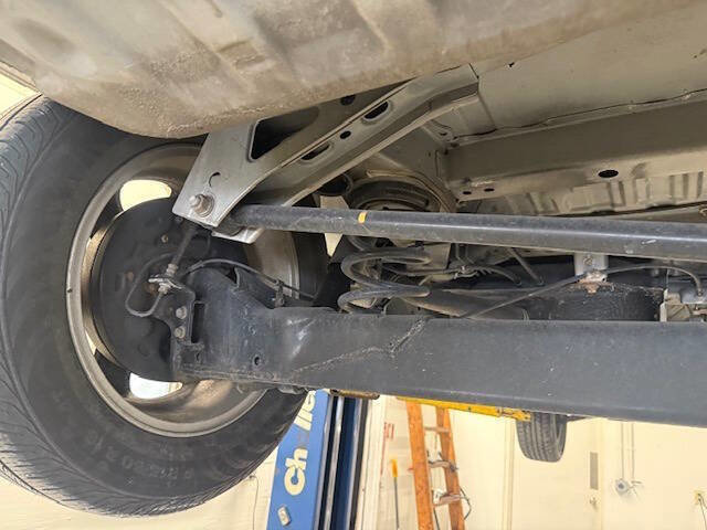 Used 2000 MAZDA MPV LX image 29