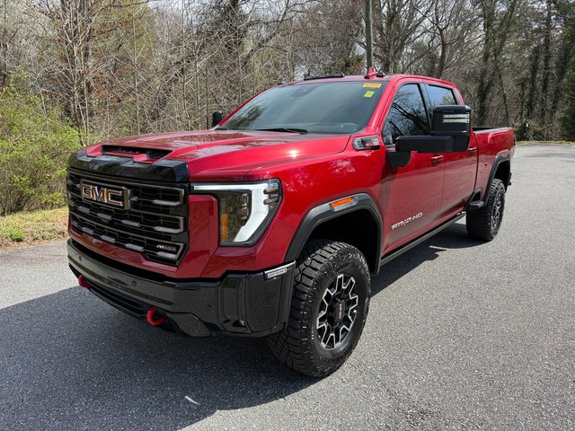 Used 2026 GMC Sierra 2500 AT4X image 2