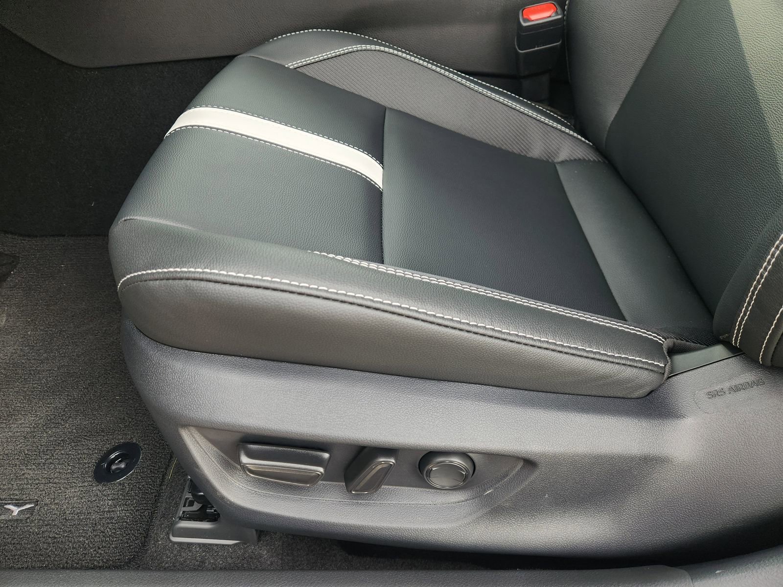 New 2026 Toyota Camry SE w/ Convenience Package image 23