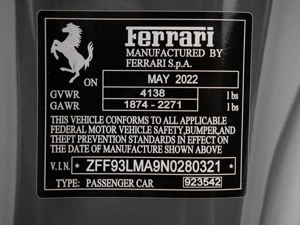 Used 2022 Ferrari F8 Tributo image 18