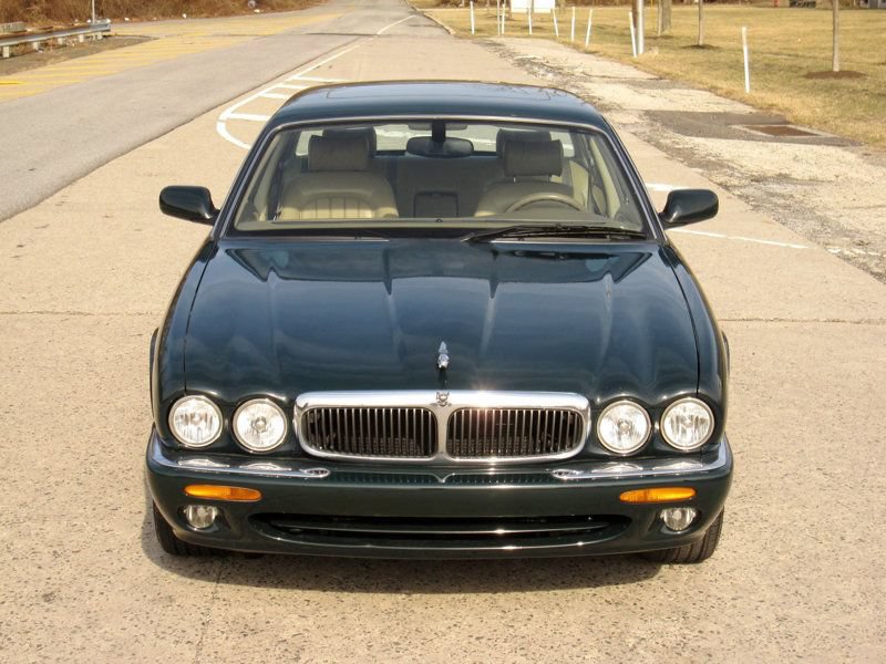 Used 2000 Jaguar XJ8 RWD image 5