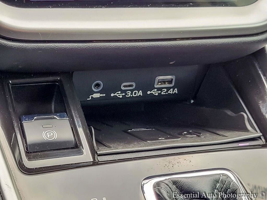 Used 2023 Subaru Outback Limited XT AWD/4WD image 24