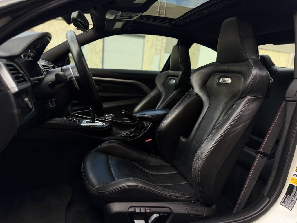 Used 2017 BMW M4 Coupe RWD image 10