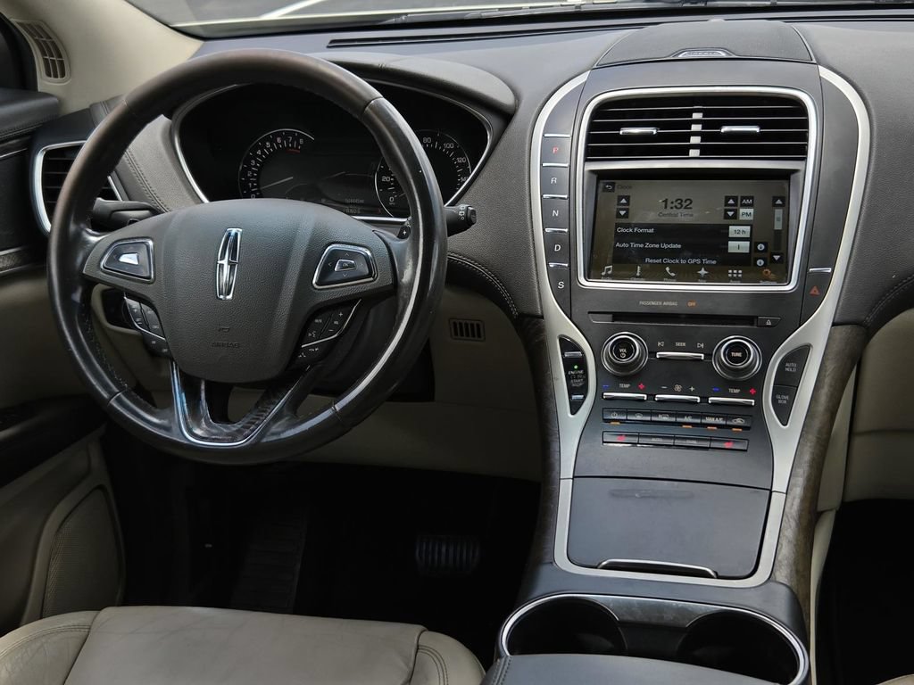 Used 2016 Lincoln MKX Select w/ Select Plus Package FWD image 24