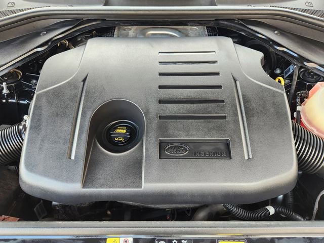 Used 2025 Land Rover Range Rover Sport SE AWD/4WD image 30