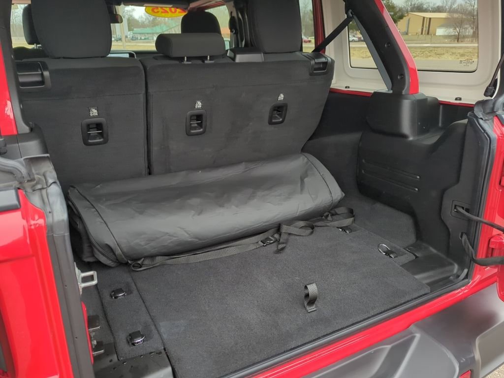 Used 2025 Jeep Wrangler Unlimited Rubicon 4xe w/ Safety Group image 40