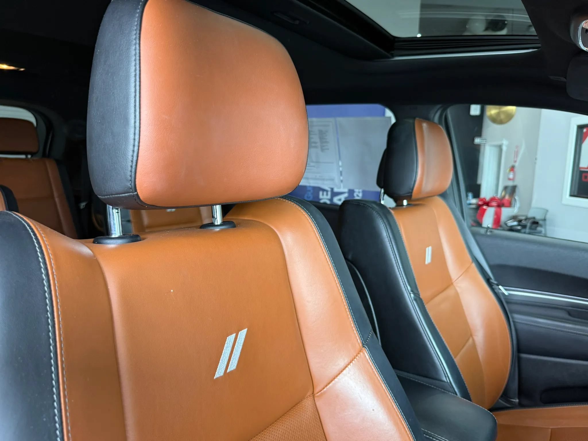 Used 2020 Dodge Durango R/T w/ Blacktop Package AWD/4WD image 21