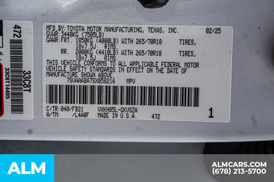Used 2025 Toyota Sequoia SR5 AWD/4WD image 62