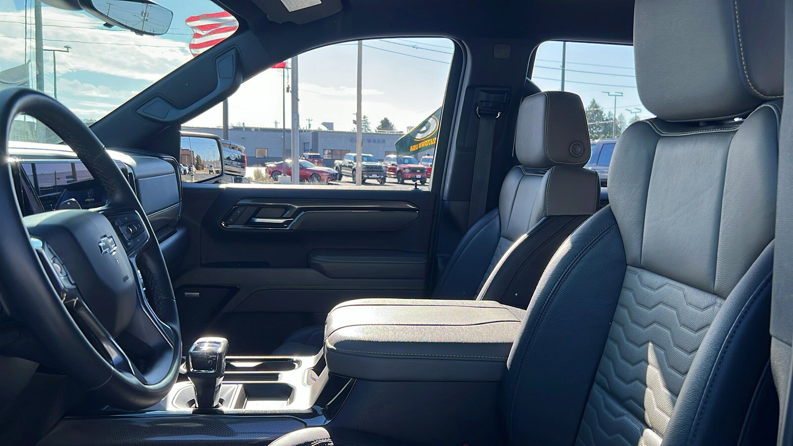 Used 2024 Chevrolet Silverado 1500 ZR2 w/ Technology Package image 12