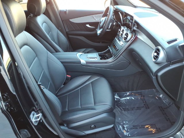 Used 2022 Mercedes-Benz GLC 300 image 16