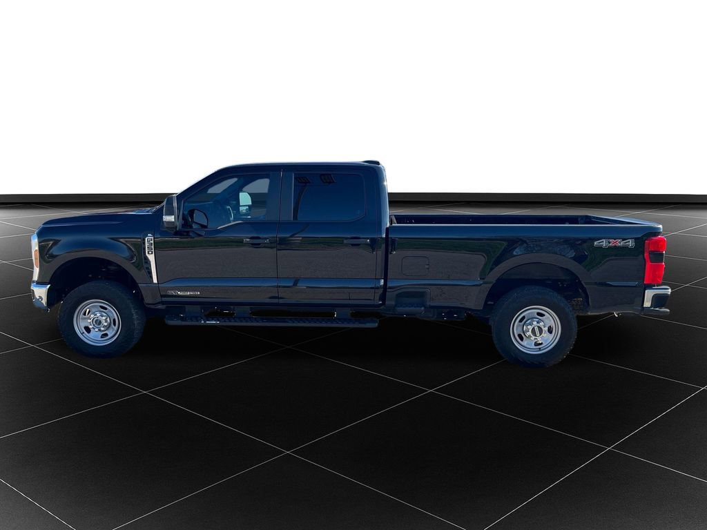 Used 2023 Ford F350 XL w/ 360-Degree Camera Package AWD/4WD video 2