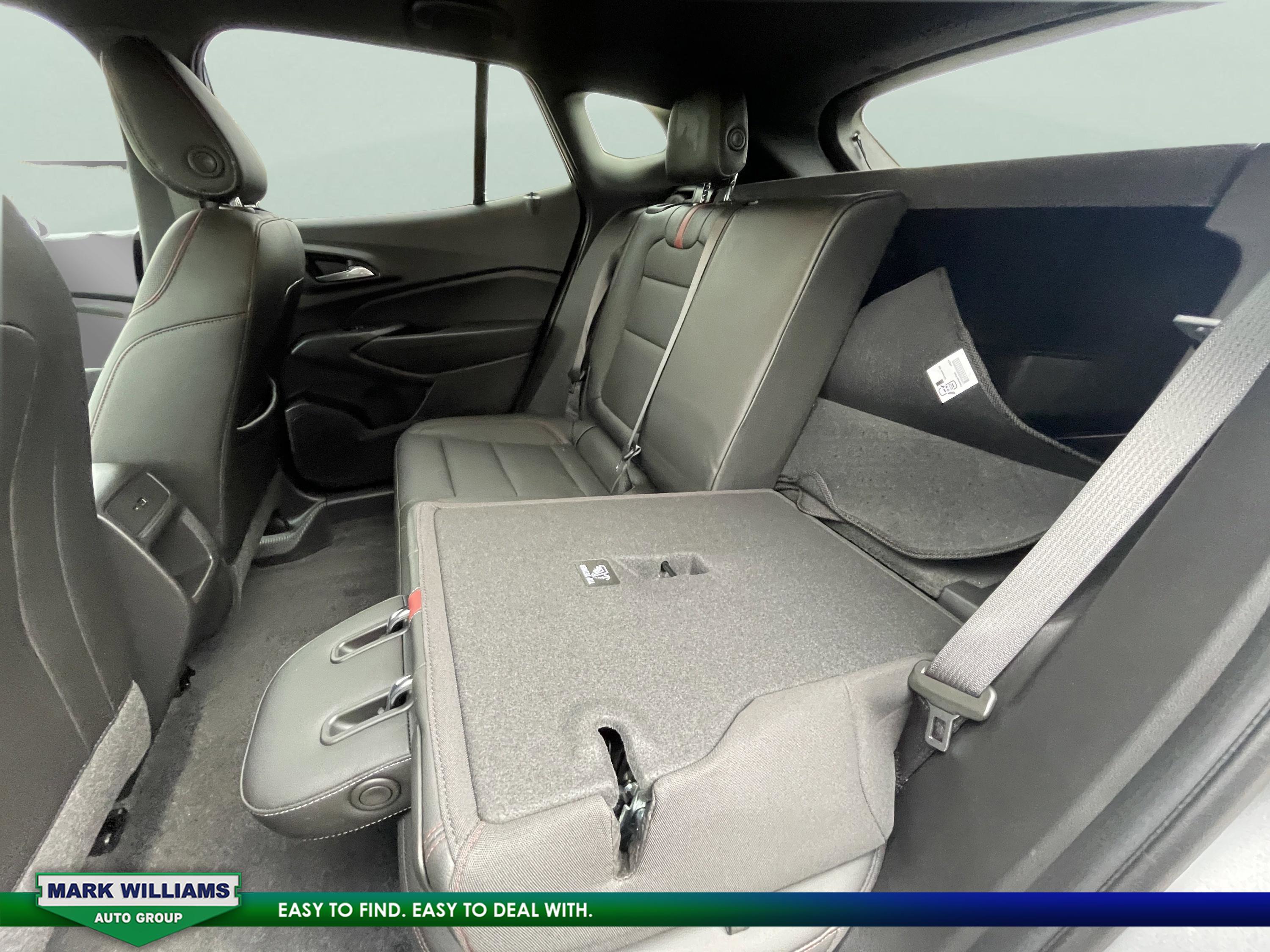 Used 2024 Chevrolet Trax RS image 32