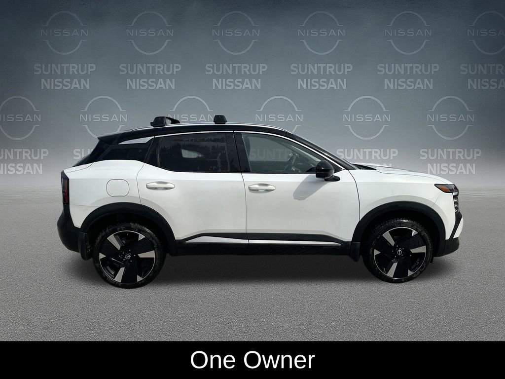 Used 2026 Nissan Kicks SR w/ Cold Weather Package FWD image 8