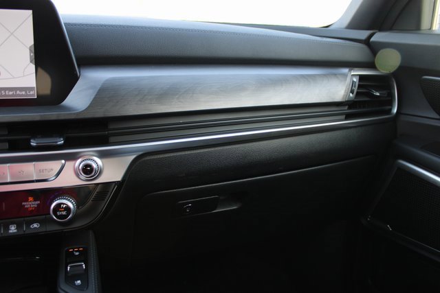 Used 2023 Kia Telluride EX X-Line image 35