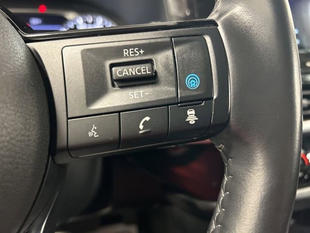 Used 2023 Nissan Pathfinder SL w/ Black Appearance Package image 27