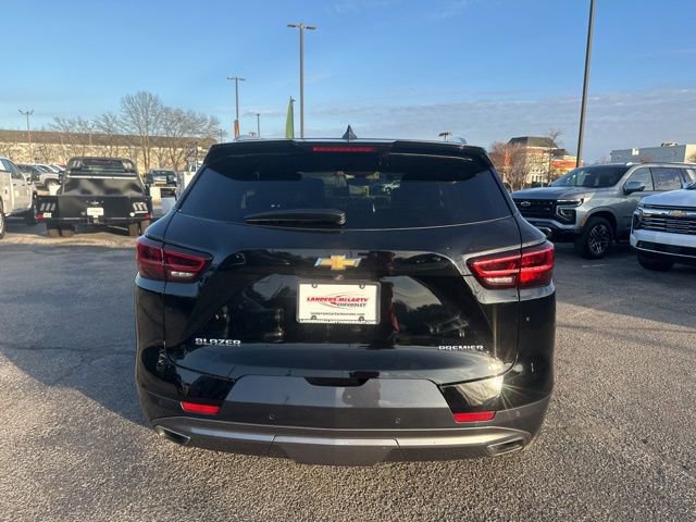Used 2023 Chevrolet Blazer Premier w/ Enhanced Convenience Package image 4