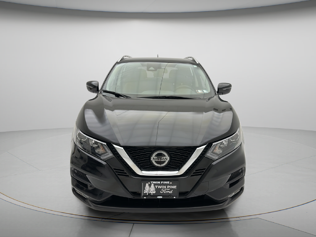 Used 2022 Nissan Rogue Sport SV AWD/4WD image 2