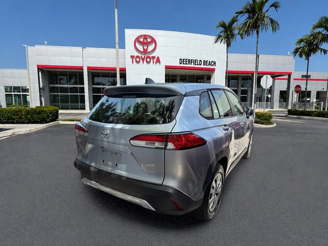Used 2023 Toyota Corolla Cross L FWD image 2