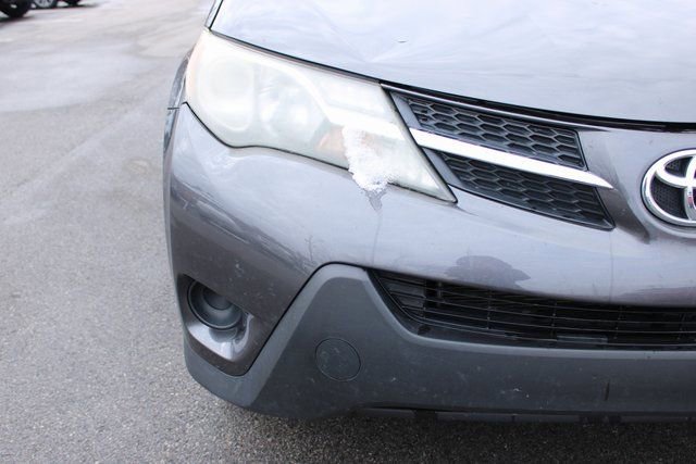 Used 2015 Toyota RAV4 LE AWD/4WD image 36