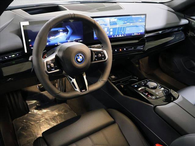 New 2026 BMW i5 eDrive40 AWD/4WD image 3