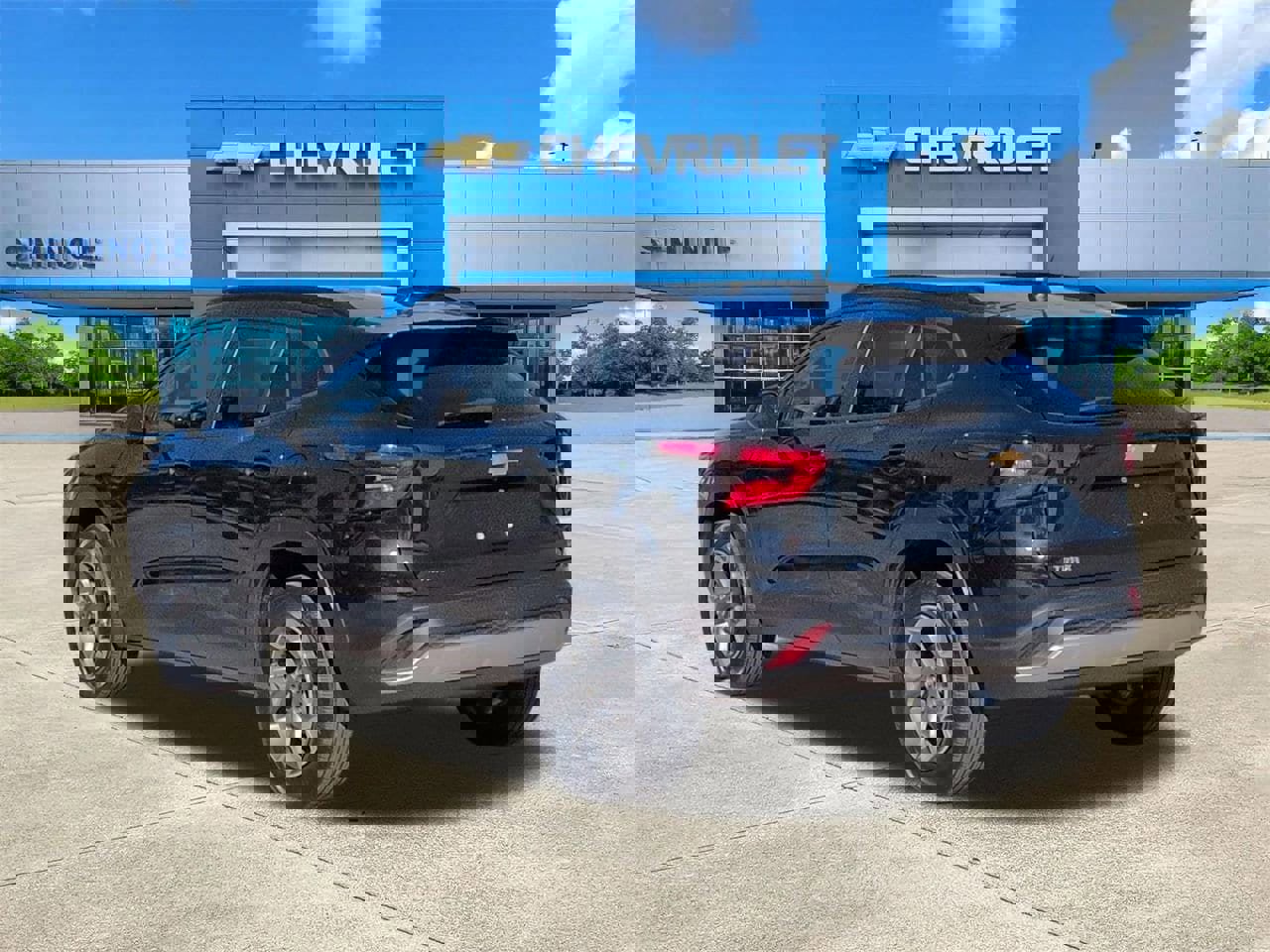 Certified 2024 Chevrolet Trax LT w/ Driver Confidence Package image 3