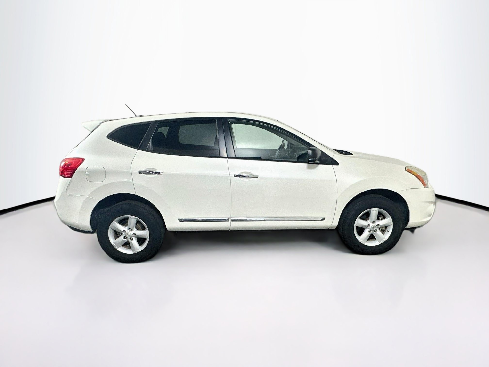 Used 2012 Nissan Rogue S w/ Special Edition Pkg FWD image 10