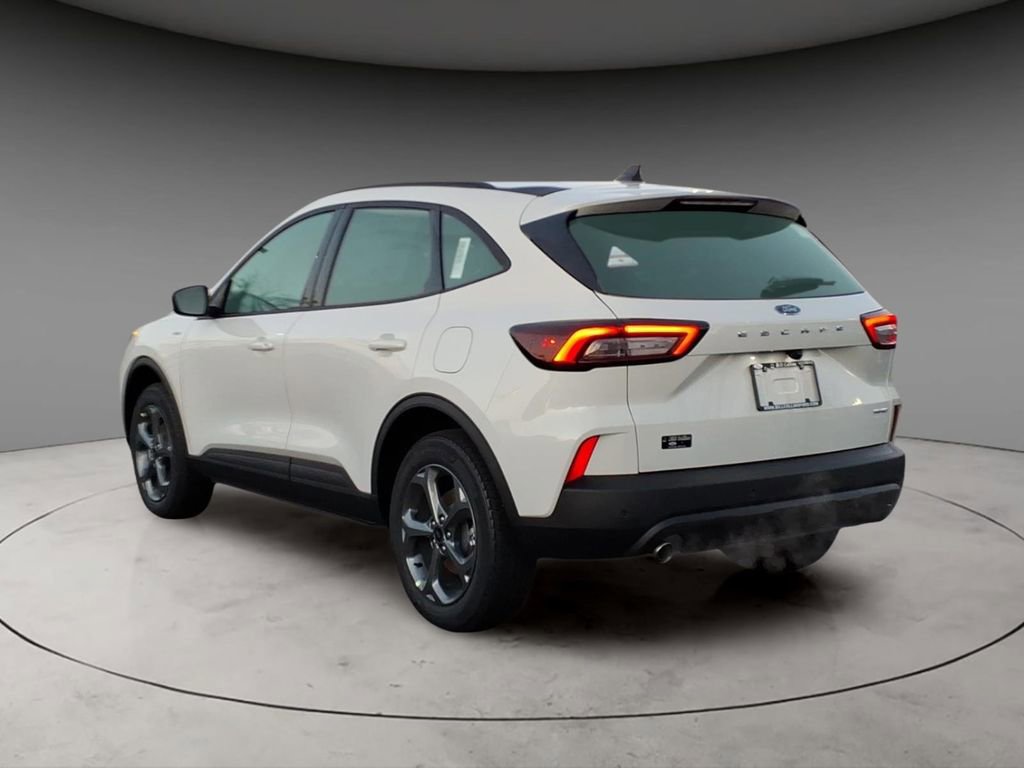 New 2026 Ford Escape ST-Line w/ Tech Pack #1 AWD/4WD image 3